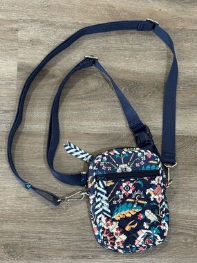 Vera Bradley Convertible Small Crossbody (Home to Hogwarts)